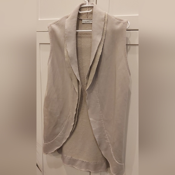 bryn Walker fleece open vest - Picture 4 of 11